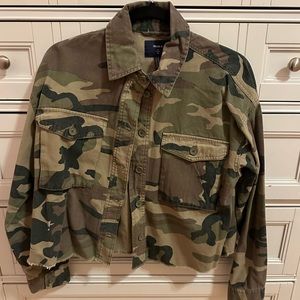 Cropped Camouflage Jean Jacket